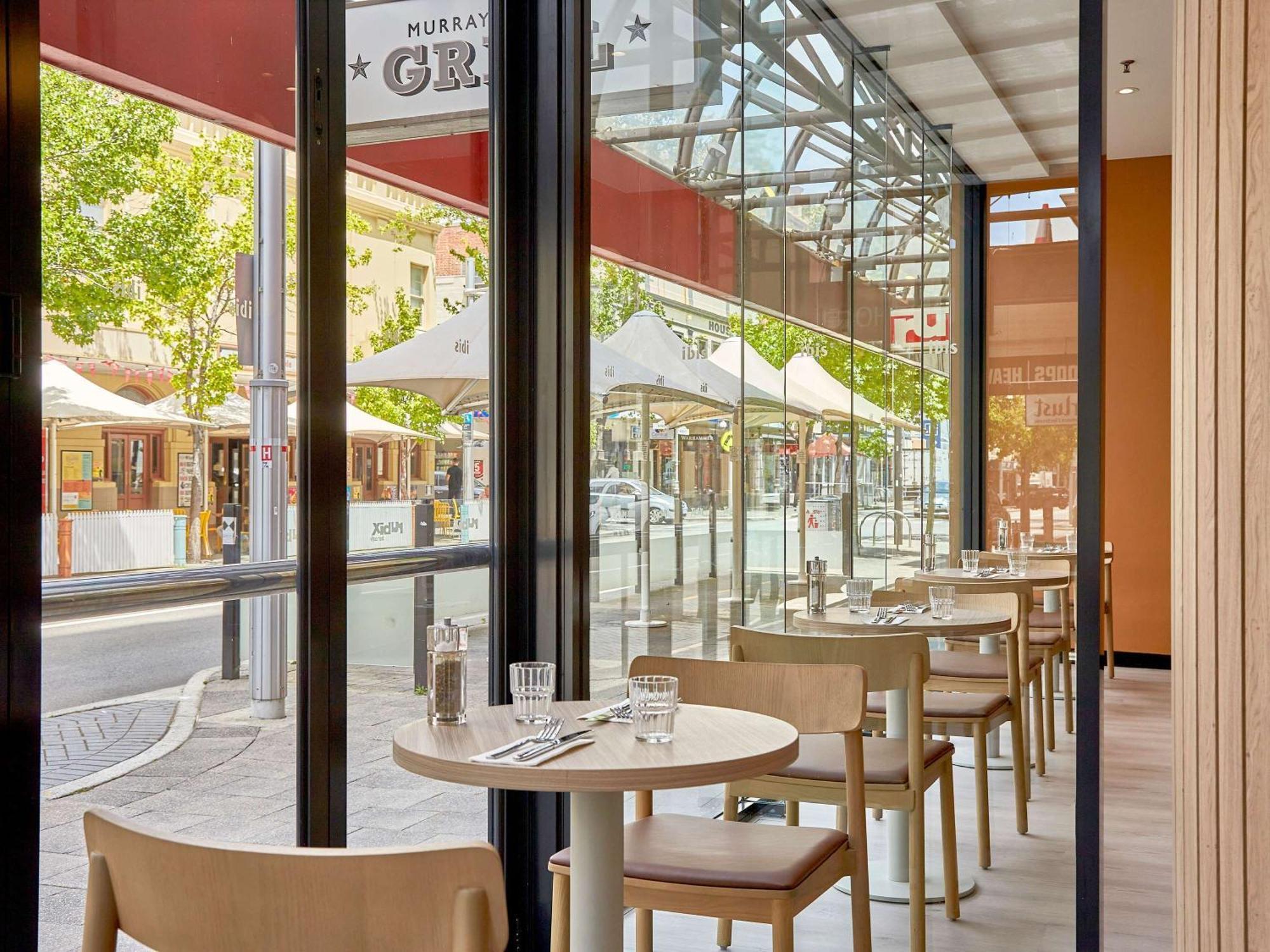 Hotel Ibis Perth Exterior foto